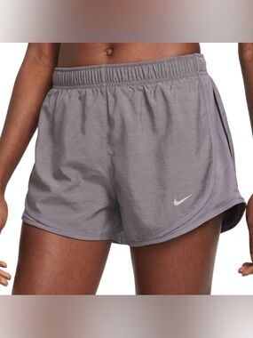 Nike Dri-FIT Small Women's Gray Athletic Shorts 100%Polyester Drawstring Running